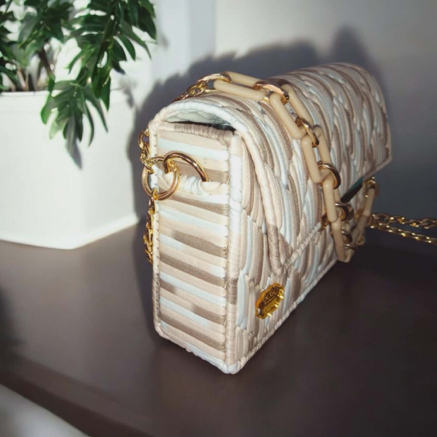 Lujo-Beige*Blanco