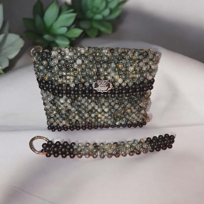 Bolso con cuentas